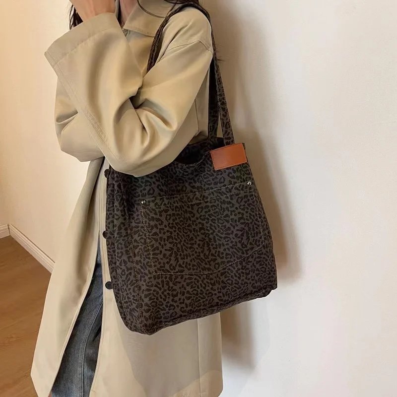 Large Leopard Print Tote Bag - Image 4