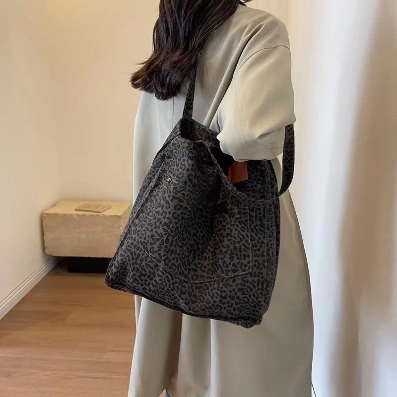 Large Leopard Print Tote Bag - Image 3