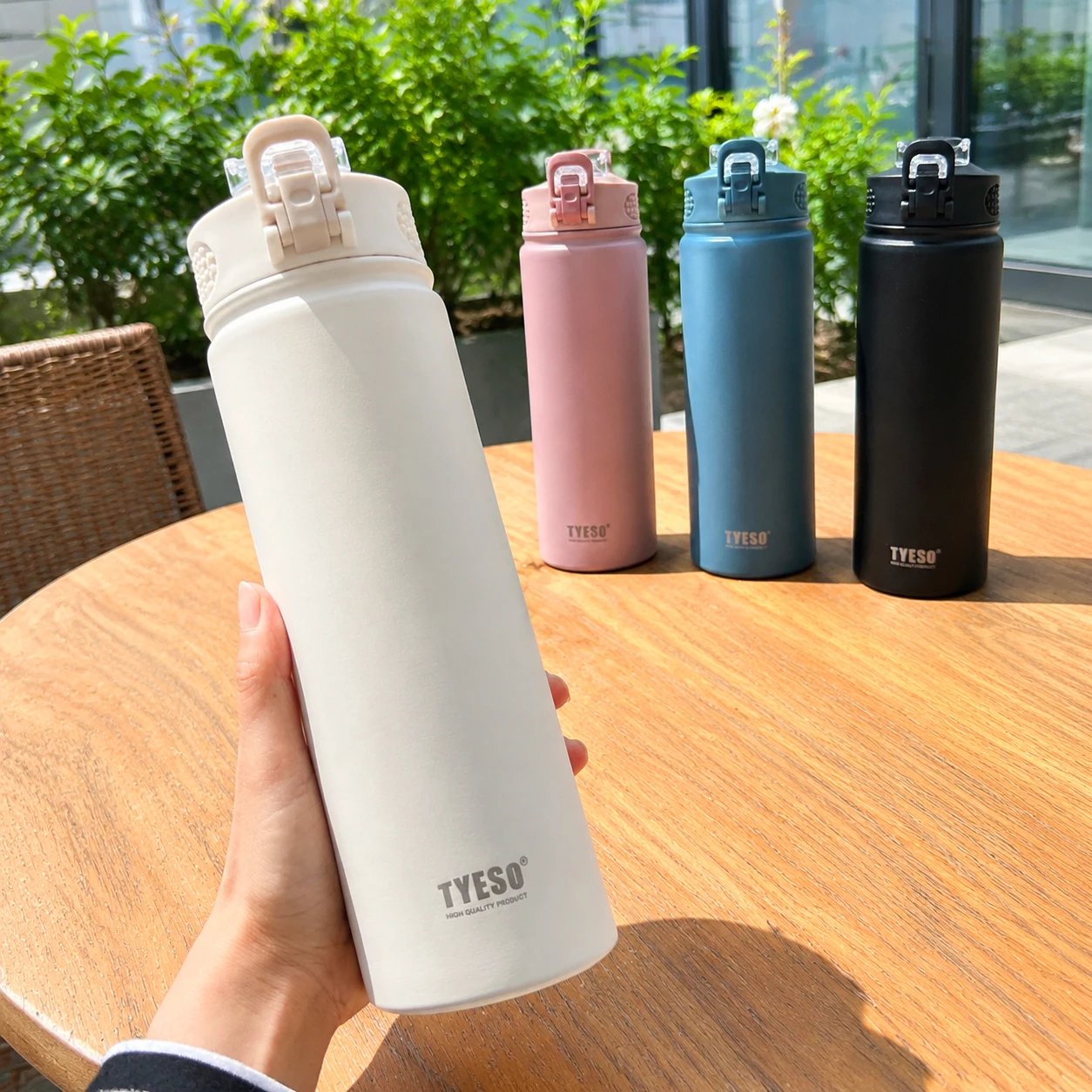 Stainless Steel Insulated Bottle with Straw